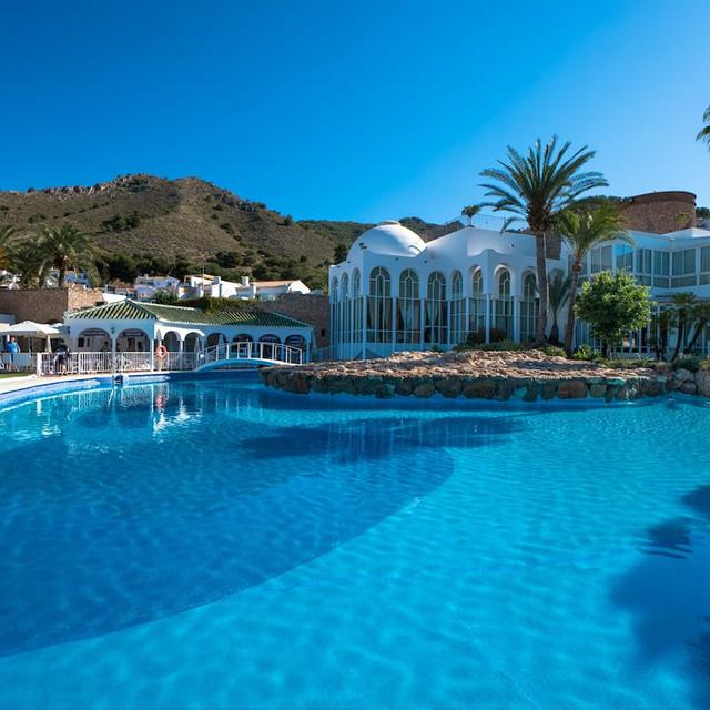 El Capistrano Village - inclusief huurauto