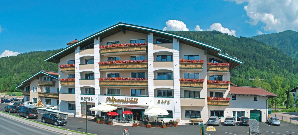 Hotel Alpenwelt