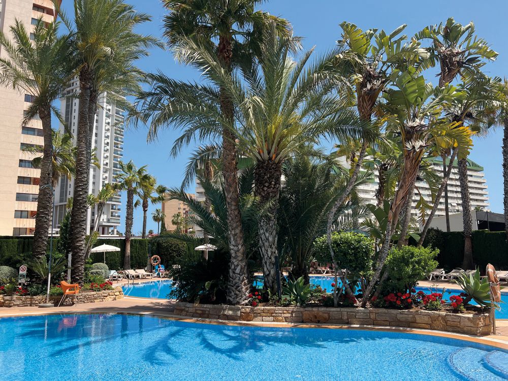 Hotel Ar Diamante Beach & Spa