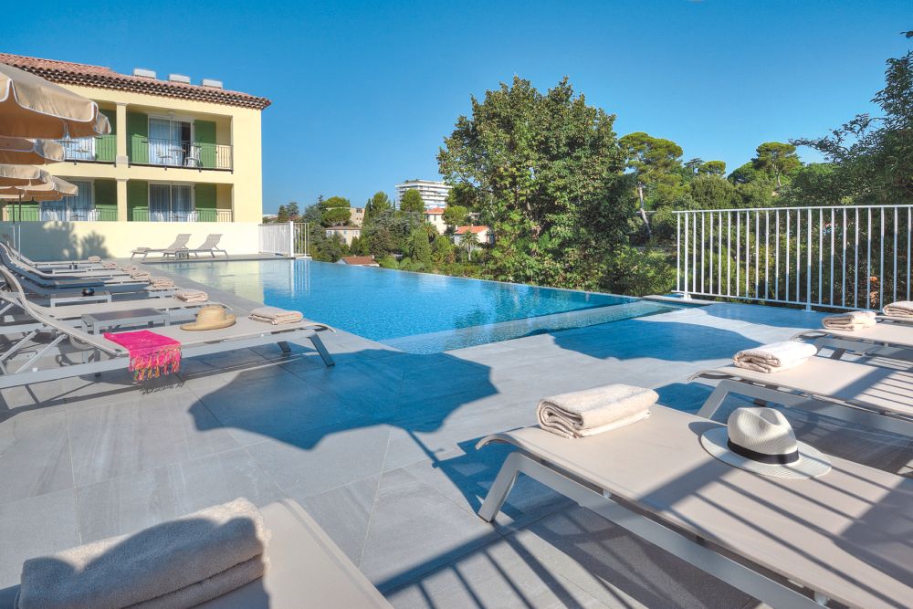 Hotel La Bastide De L&apos;oliveraie