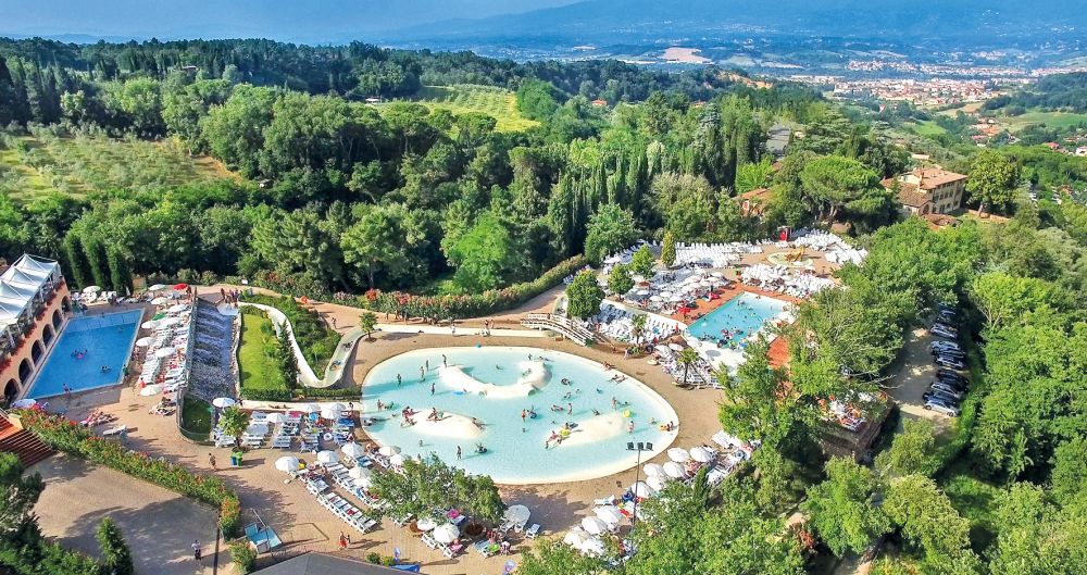 hu Norcenni Girasole village